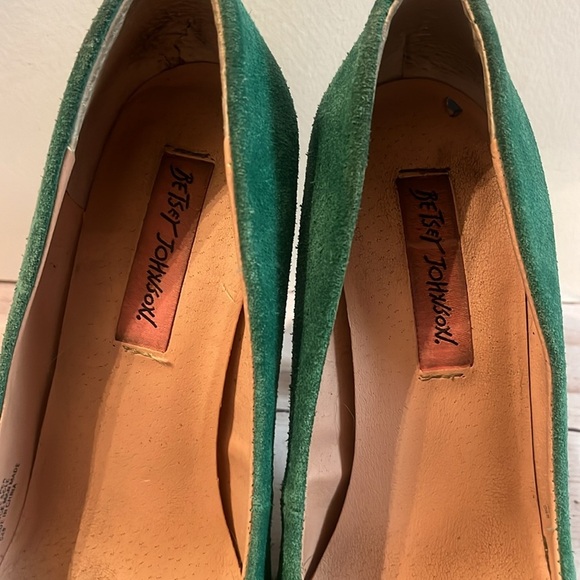 Betsy Johnson Remixx Bow Suede Pointed Toe Heels Sz 7.5 Women - Picture 8 of 10